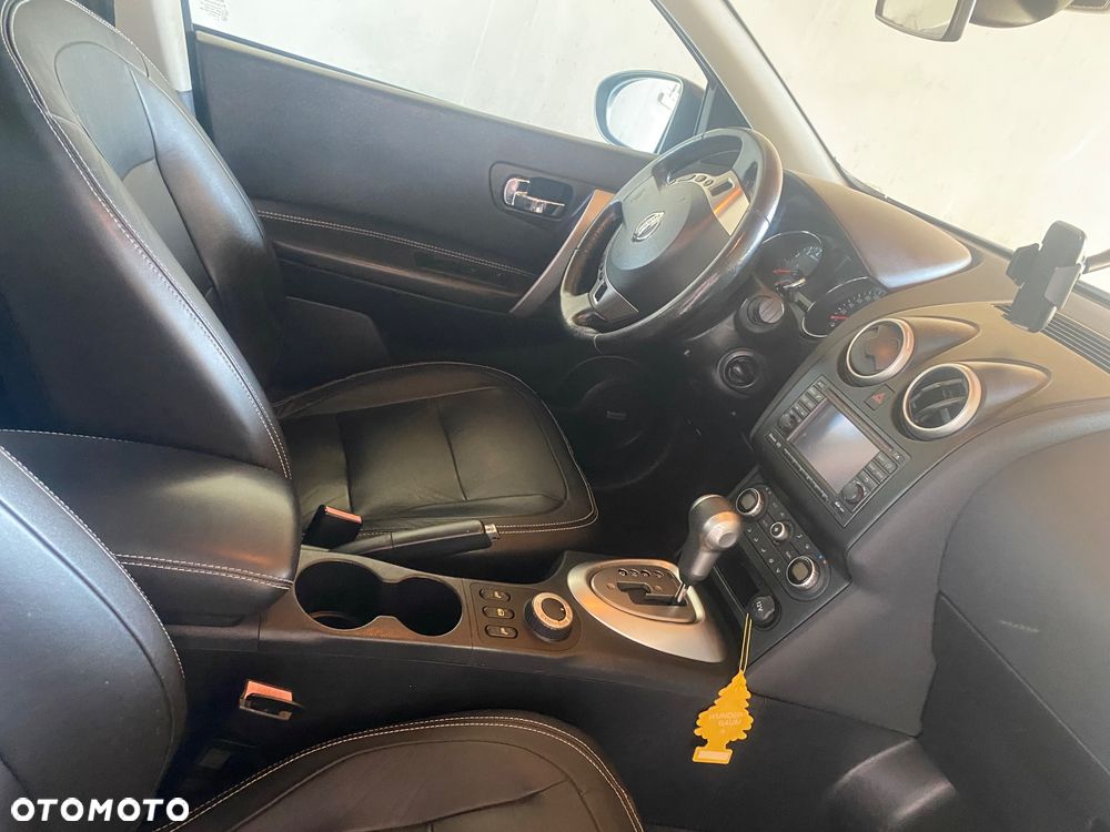 Nissan Qashqai 2.0 4x4 Tekna CVT - 21