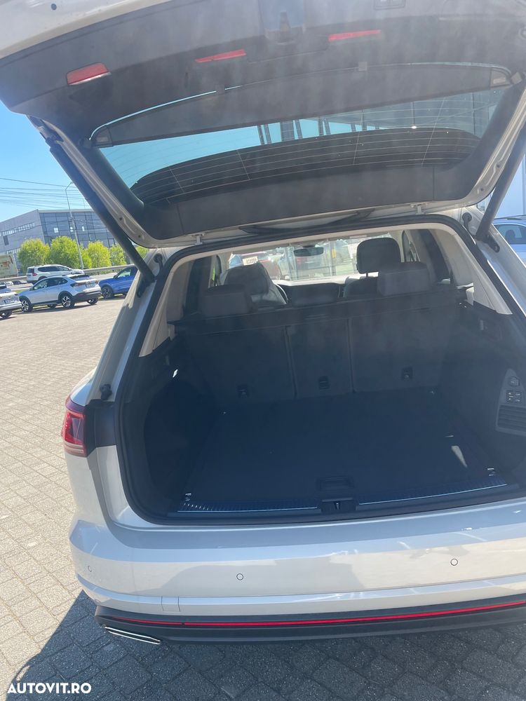 Volkswagen Touareg V6 TDI Elegance - 15