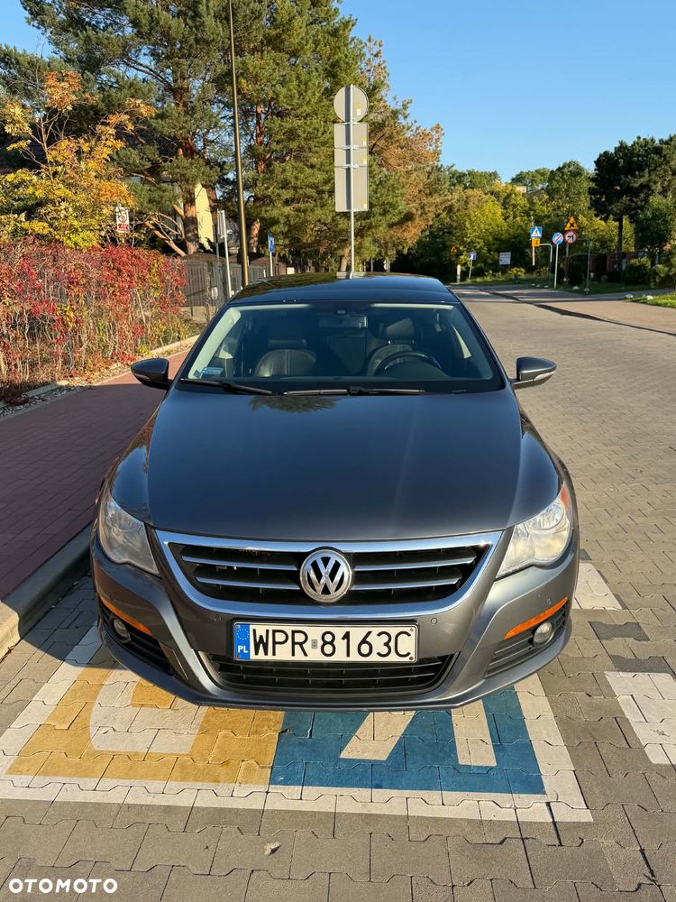 Volkswagen Passat CC - 9
