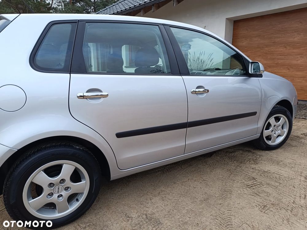 Volkswagen Polo 1.2 Trendline - 27