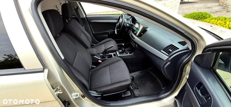 Mitsubishi Lancer 1.8 Instyle NAVI LPG - 16