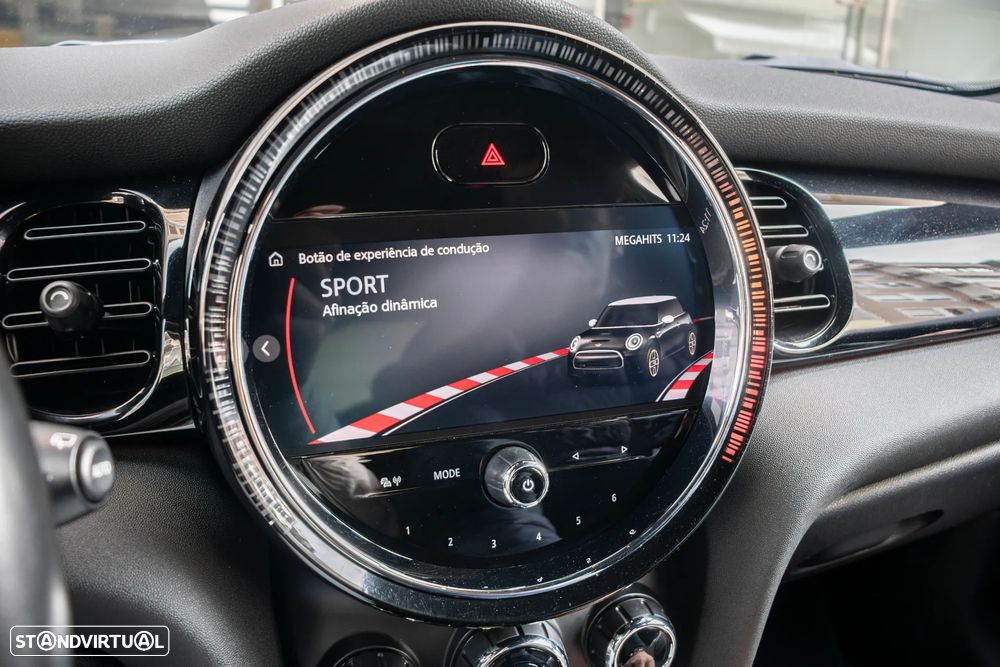 MINI 3 Portas Cooper SE - 21