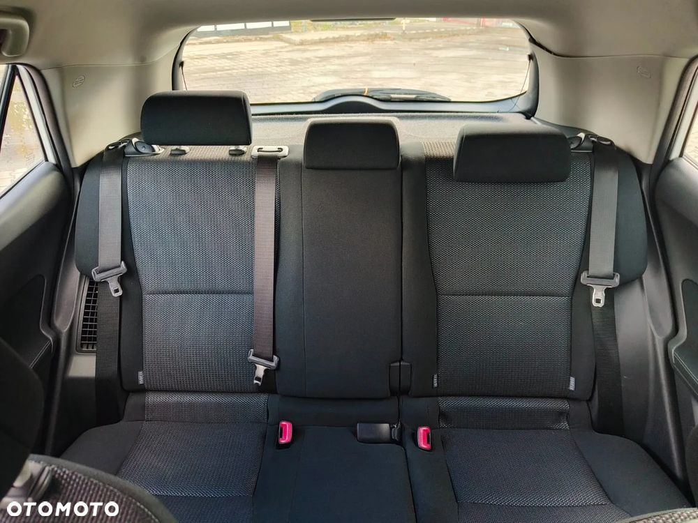 Toyota Auris - 12