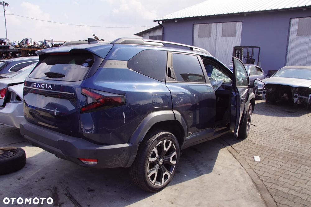 Auto na części - Dacia Bigster 1.8 Hybrid H5P260 DB1 TERRQ 2025R Silnik Skrzynia Drzwi Klapa Zderzak Błotnik Szyba Klamka Lampa Sterownik Moduł Czujnik Licznik Panel - 4
