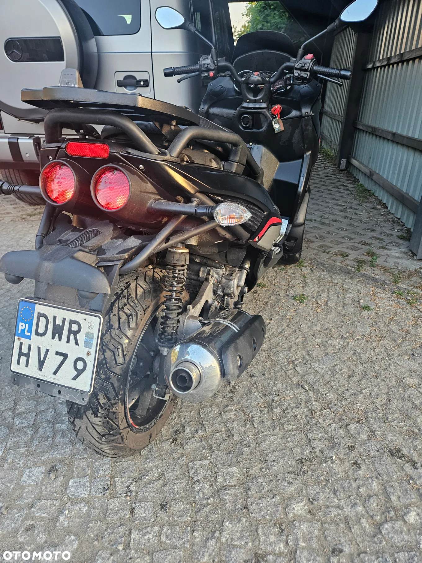 Piaggio MP-3 - 7