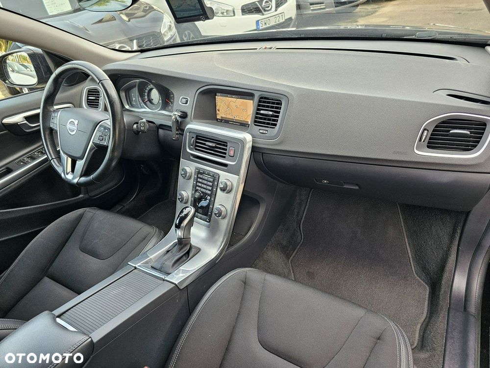 Volvo V60 Cross Country D4 Geartronic Kinetic - 15