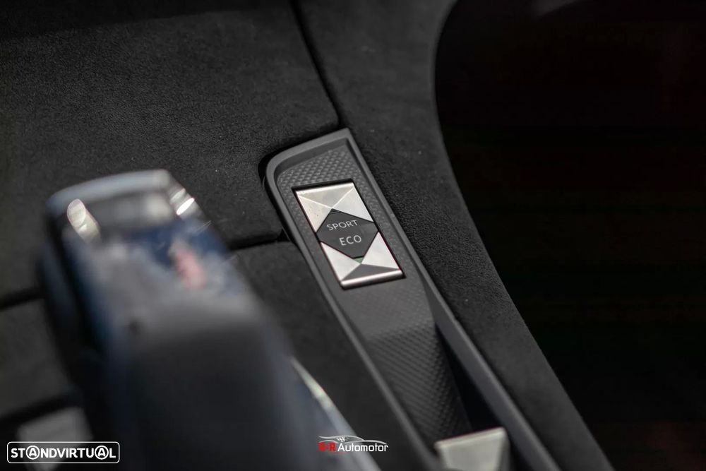 DS DS7 Crossback 1.5 BlueHDi Performance Line EAT8 - 37