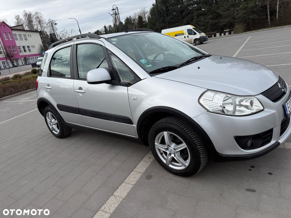 Suzuki SX4 1.6 VVT 4x4 Club - 24