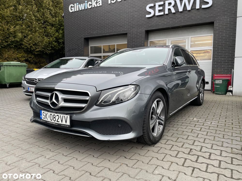 Mercedes-Benz Klasa E 200 d 9G-TRONIC - 1