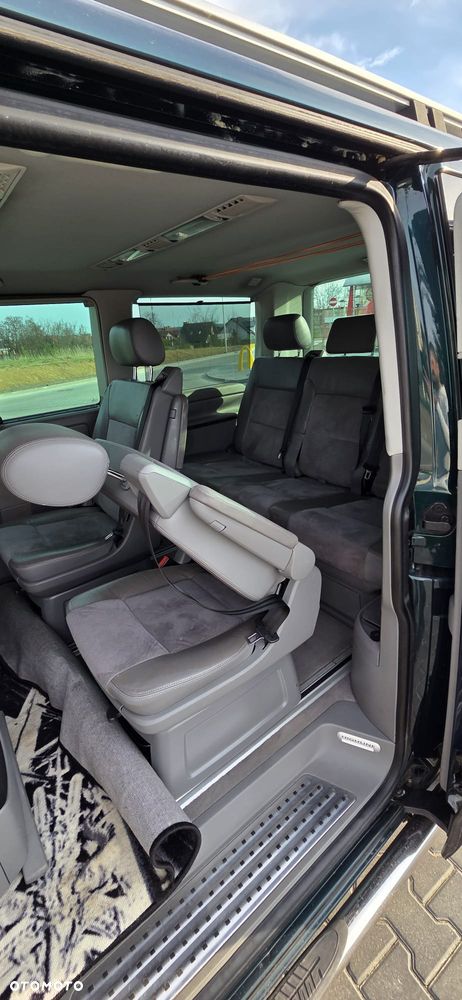 Volkswagen Multivan - 5