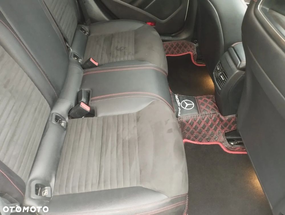 Mercedes-Benz CLA 200 7G-DCT AMG Line - 17