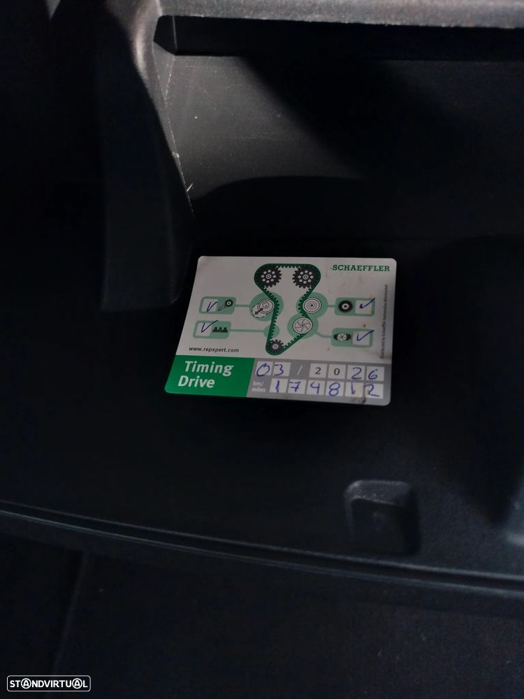 Renault Mégane Sport Tourer 1.5 dCi Comfort SS - 12