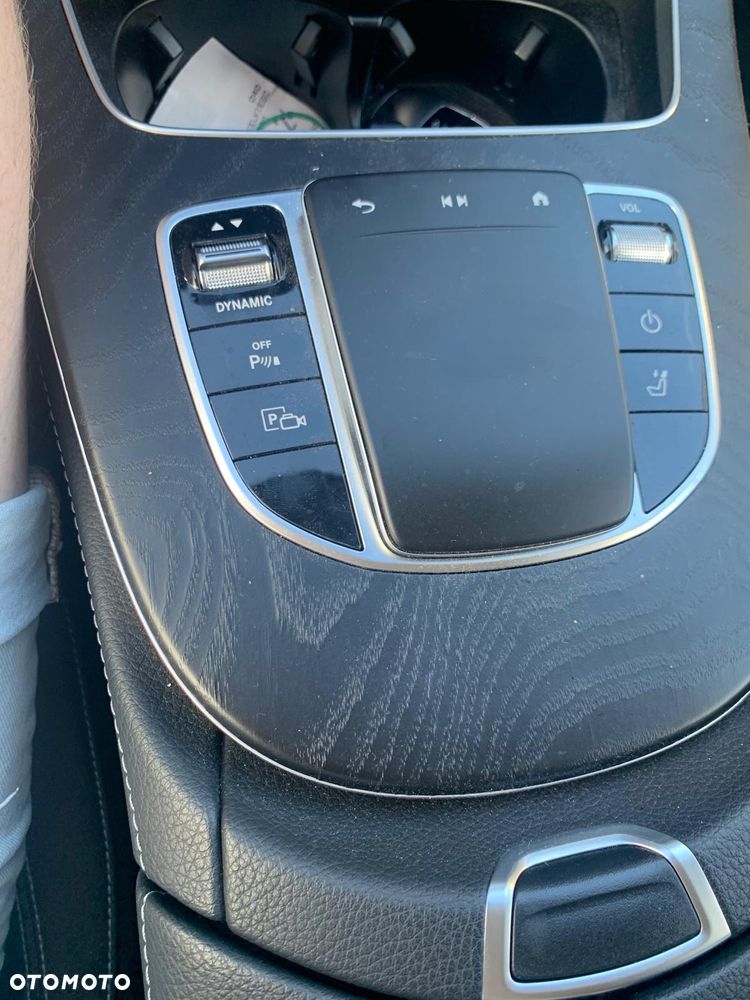 Mercedes-Benz Klasa E - 10