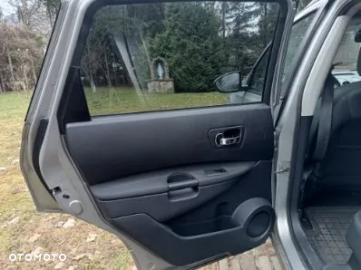 Nissan Qashqai+2 - 17