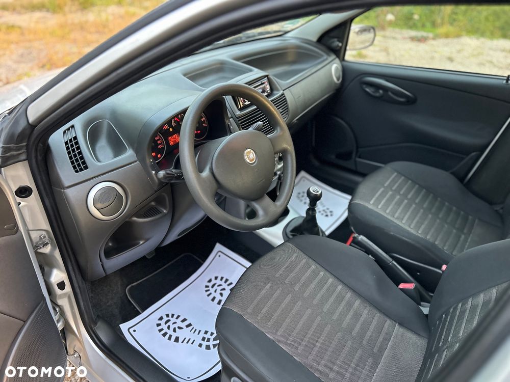 Fiat Punto - 23
