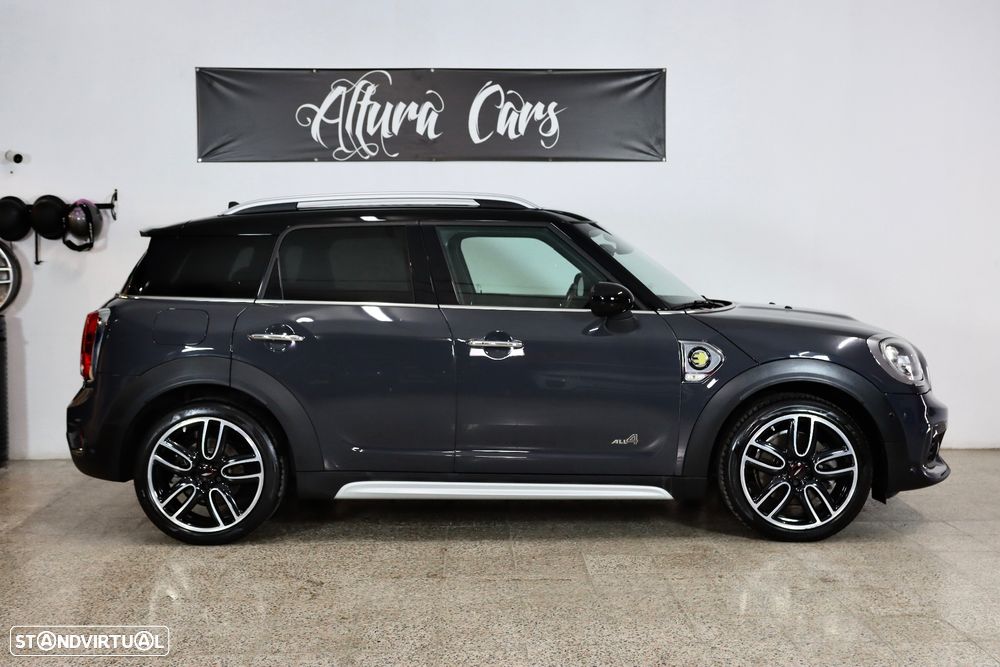 MINI Countryman Cooper SE ALL4 Auto - 25