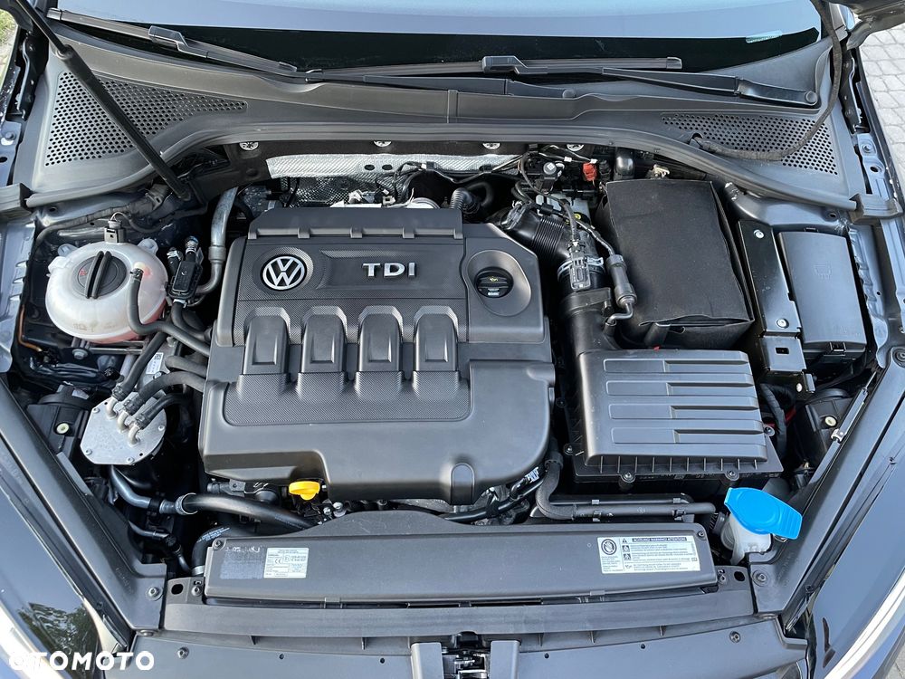 Volkswagen Golf 1.6 TDI BlueMotion Technology Trendline - 26