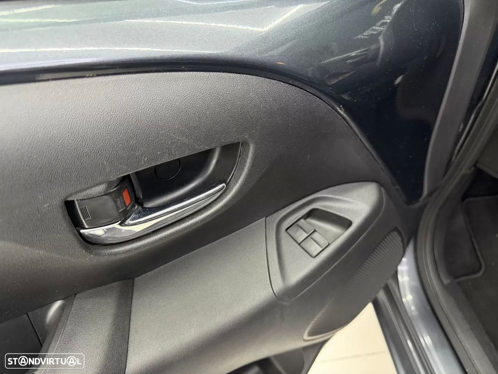 Toyota Aygo 1.0 X-Play+AC - 20
