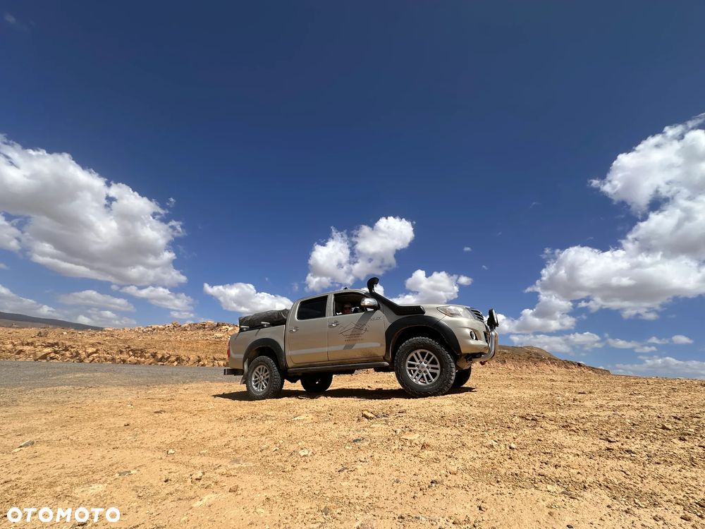 Toyota Hilux 3.0 D-4D SR5-X (lea) Platinium - 3
