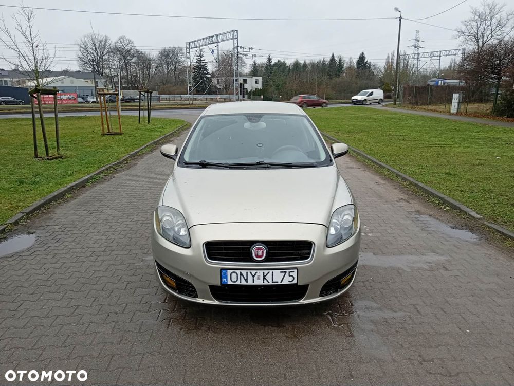 Fiat Croma 1.9 JTD Dynamic - 4