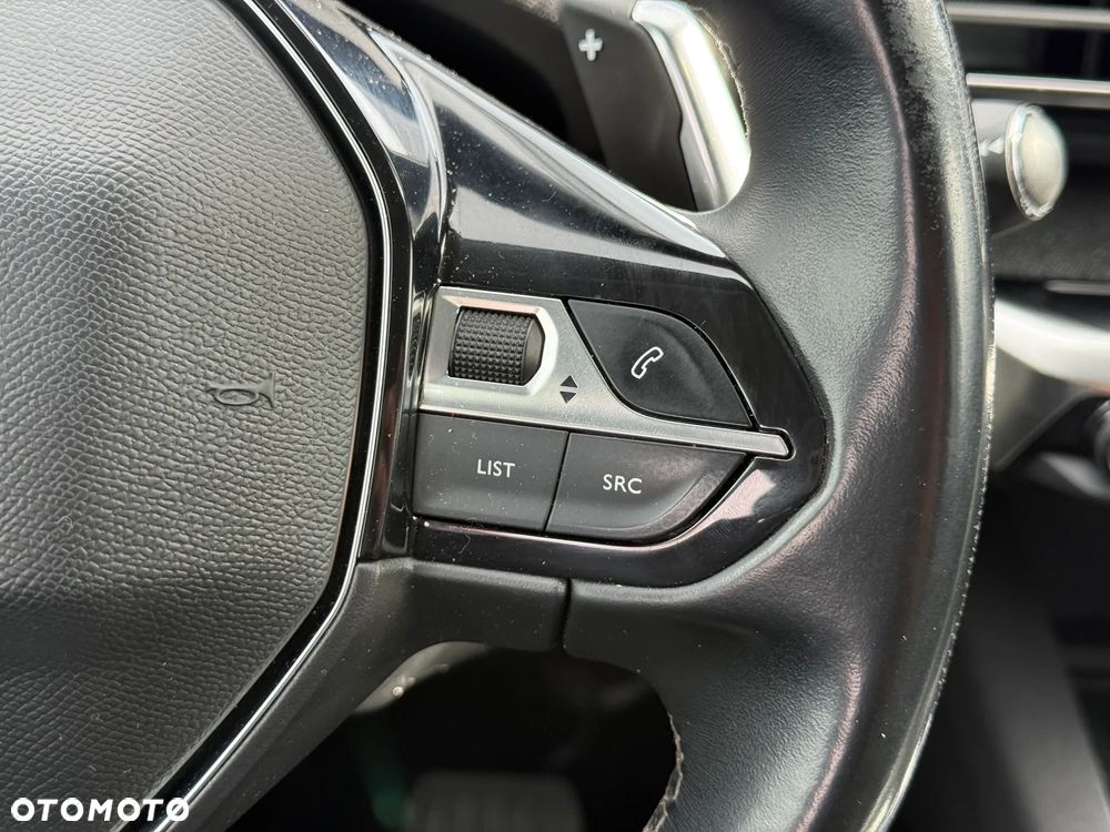 Peugeot 5008 1.6 PureTech Allure S&S EAT8 - 30