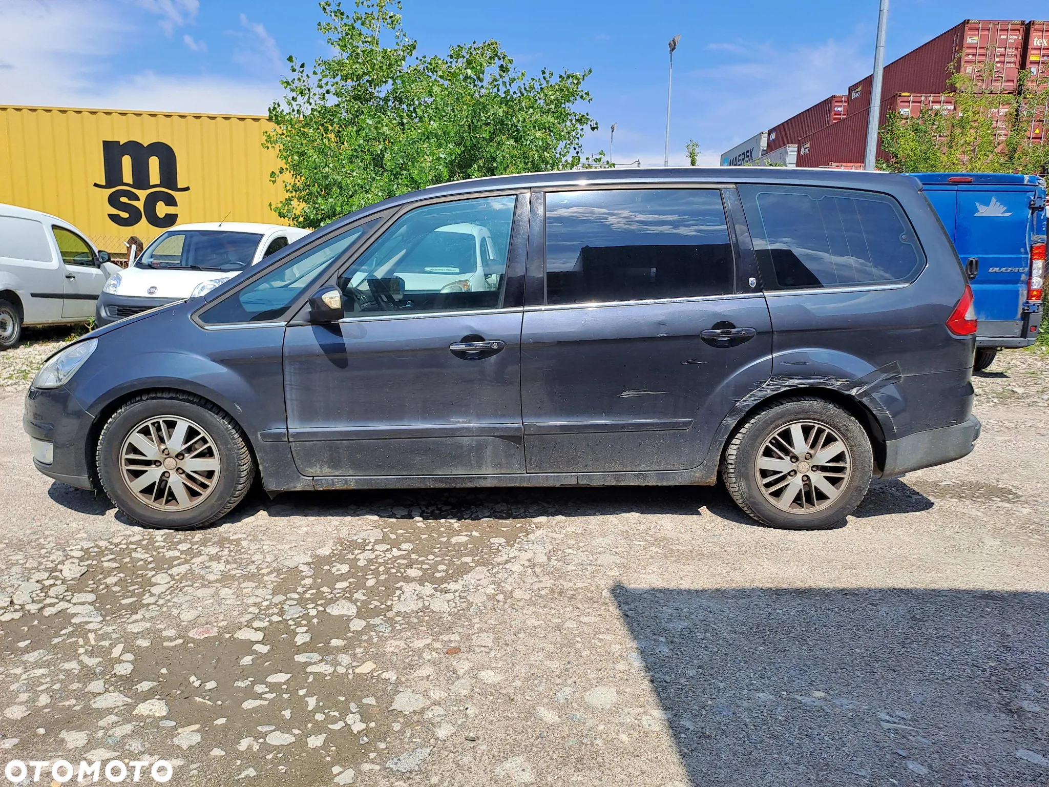 Ford Galaxy 2.0 Ambiente - 3
