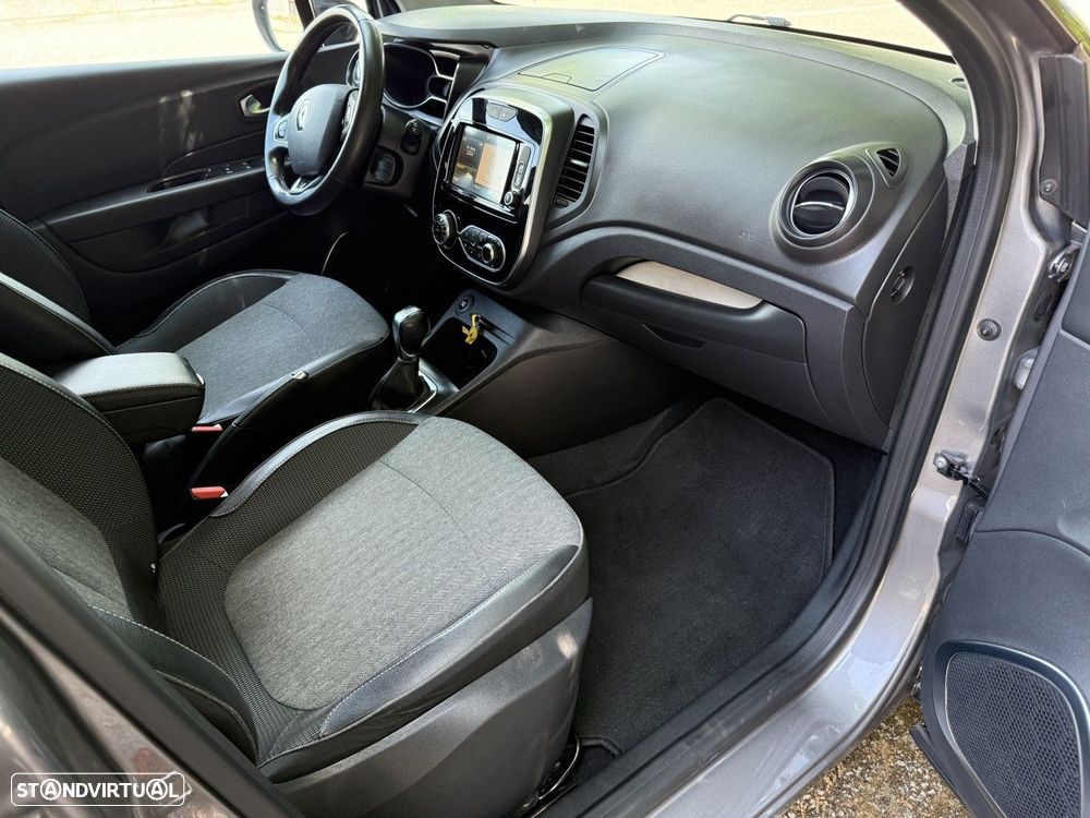 Renault Captur 1.5 dCi Exclusive XMOD EDC - 10