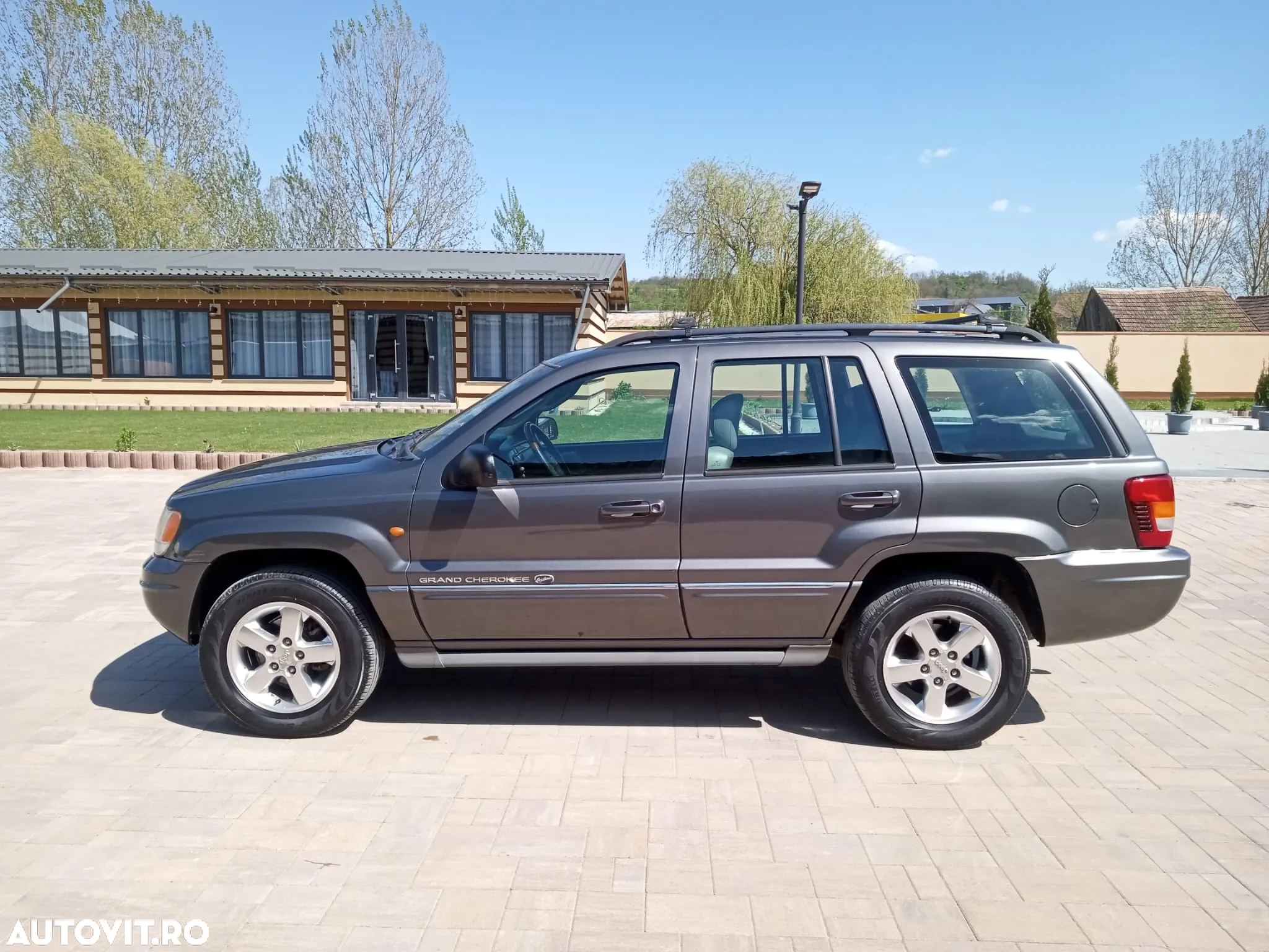 Jeep Grand Cherokee 2.7 CRD Overland - 4