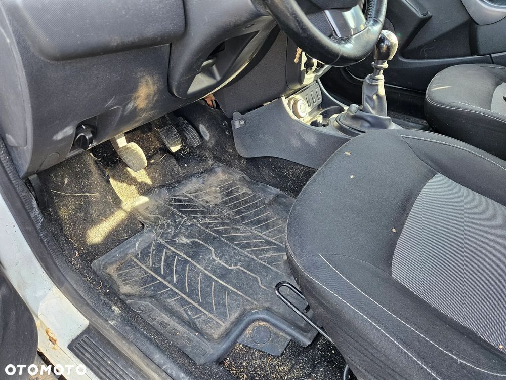 Dacia Duster 1.6 SCe Laureate 4x4 S&S - 21