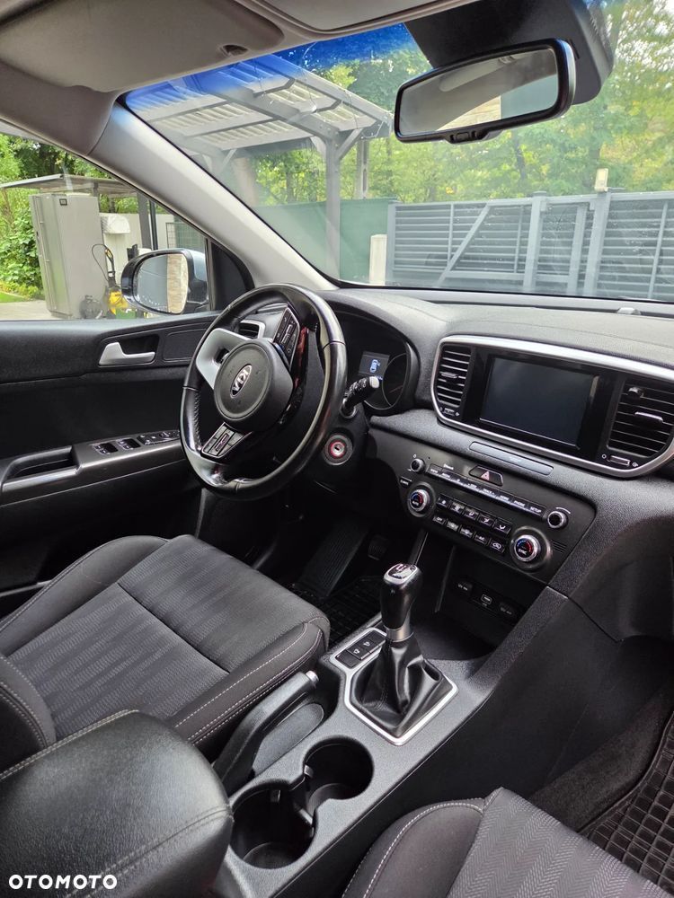 Kia Sportage - 16