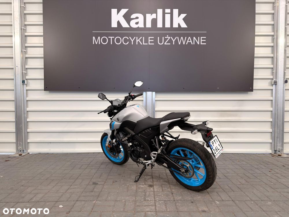 Yamaha MT - 4