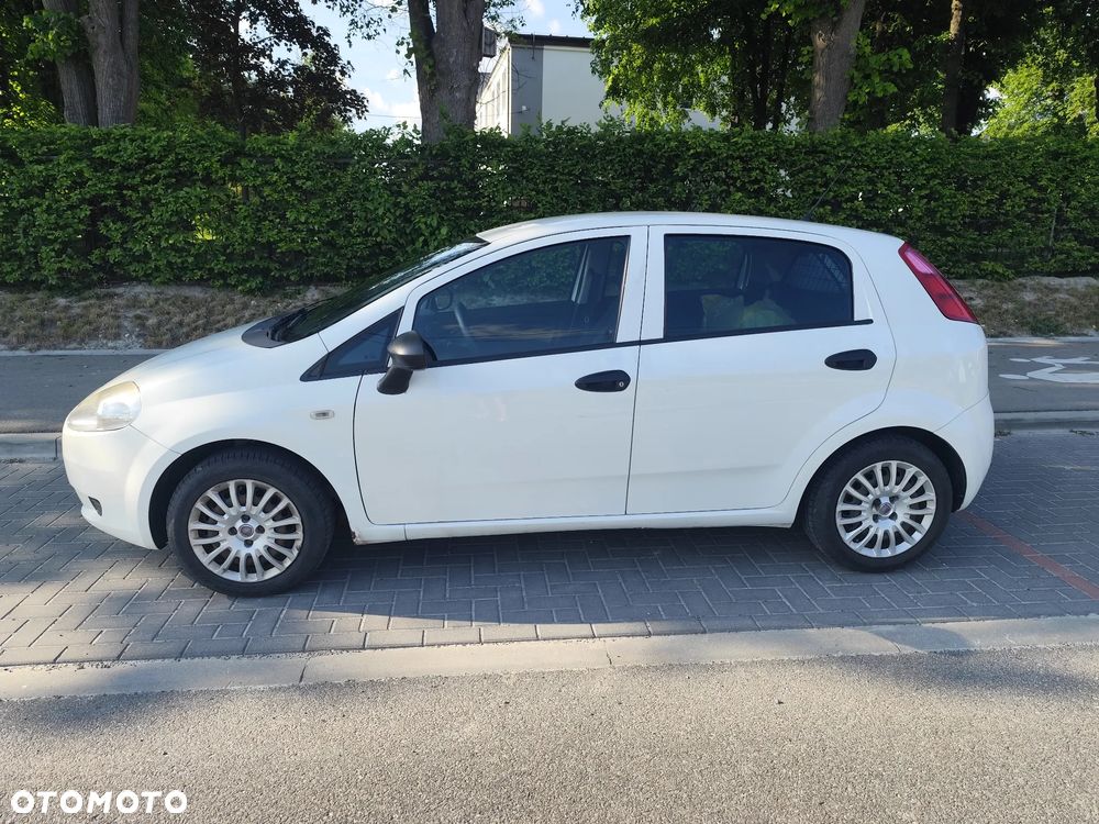 Fiat Grande Punto - 8