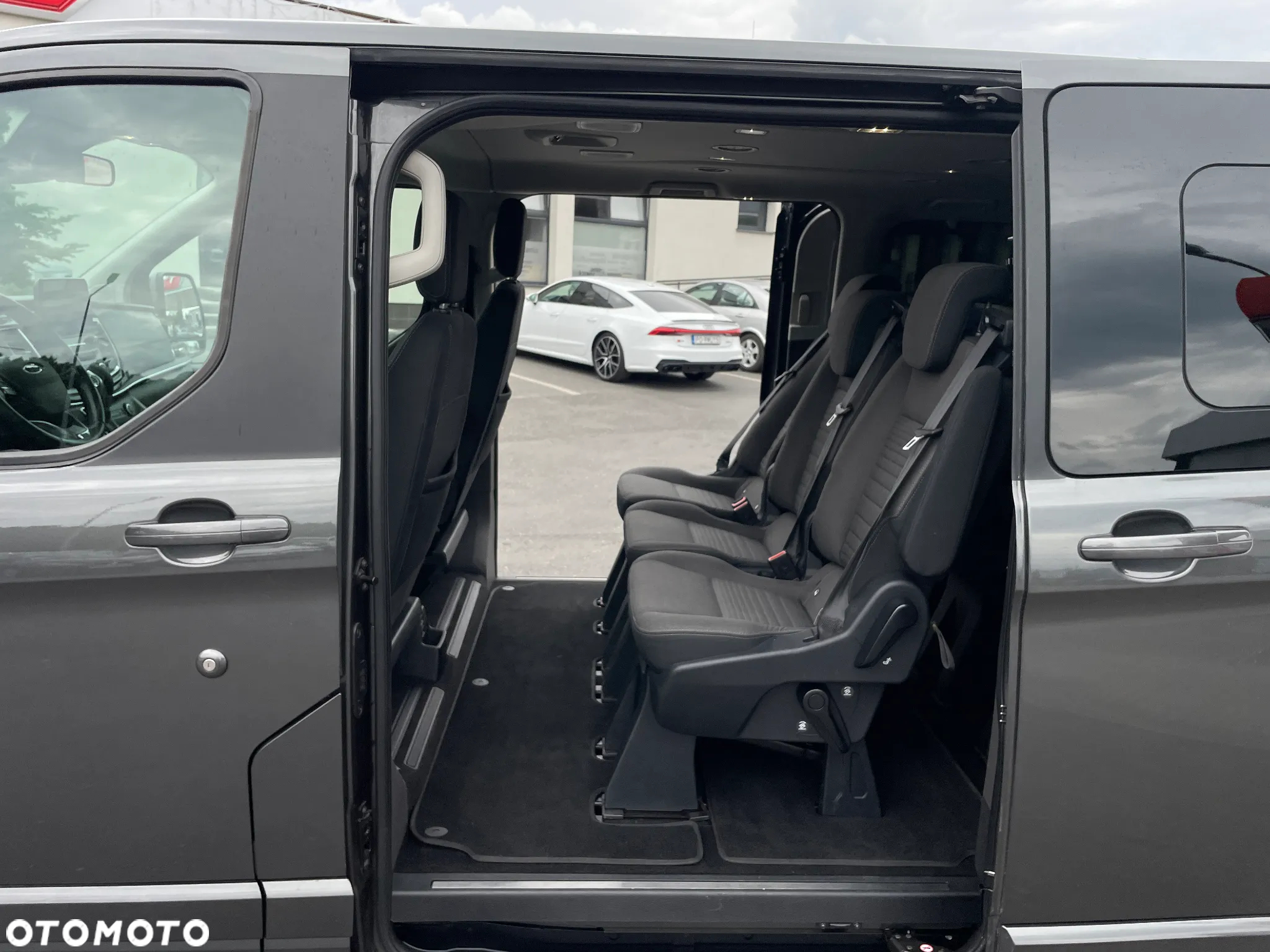 Ford Tourneo Custom 2.0 TDCi L2 Titanium SelectShift - 15