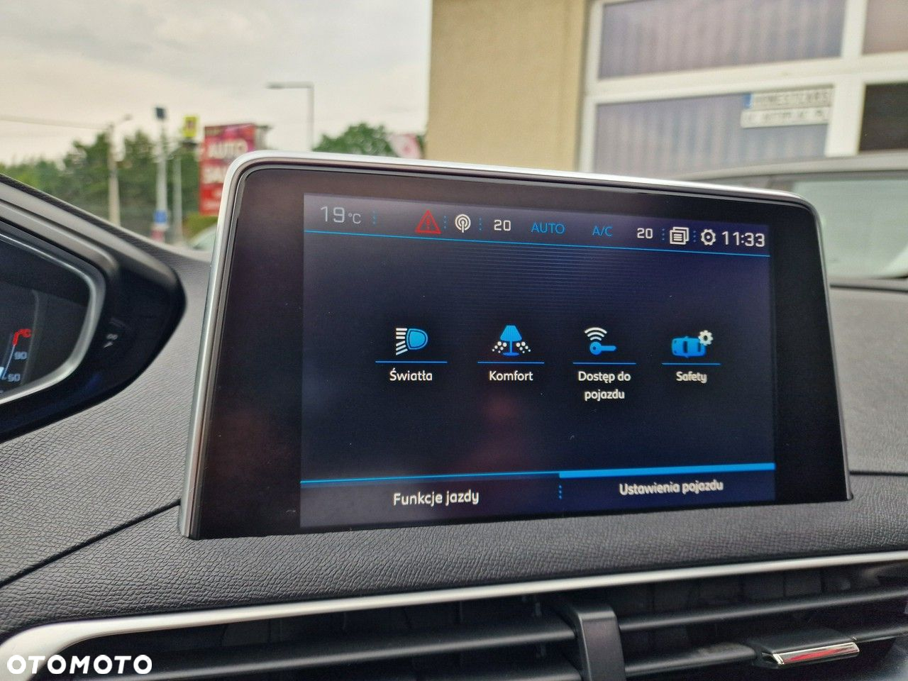 Peugeot 3008 1.2 PureTech Allure - 32