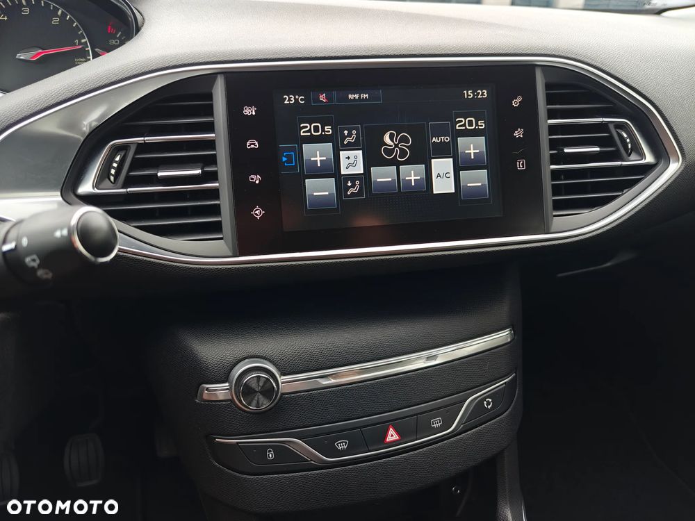 Peugeot 308 1.6 BlueHDi Allure S&S - 8