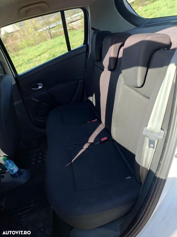 Renault Clio 1.2 Authentique - 5