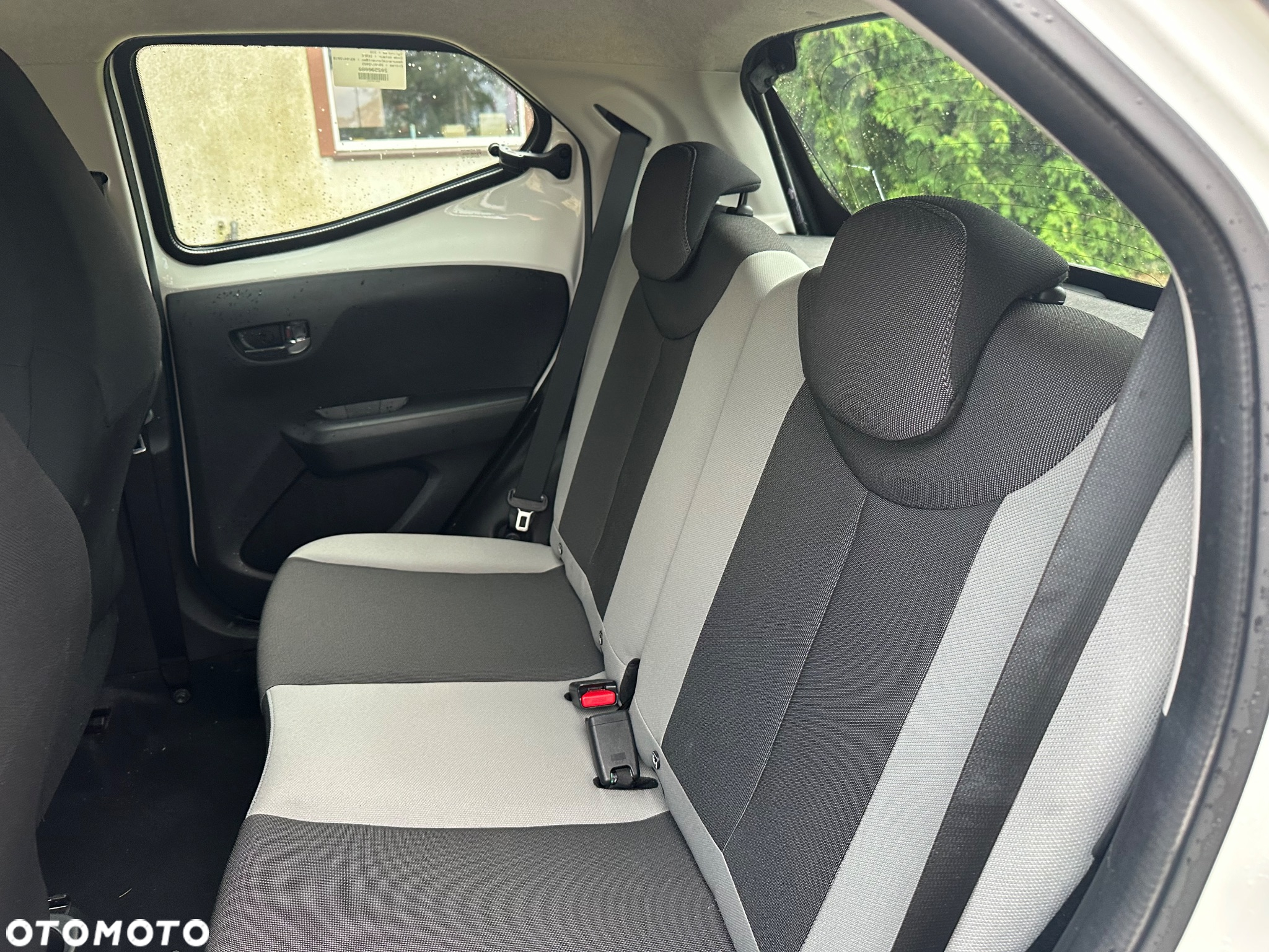 Toyota Aygo 1.0 VVT-i JBL Edition - 14