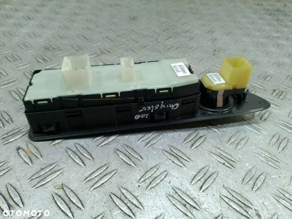 PANEL STEROWANIA SZYB I LUSTEREK CHRYSLER 200 (JS) 04602781AA - 5