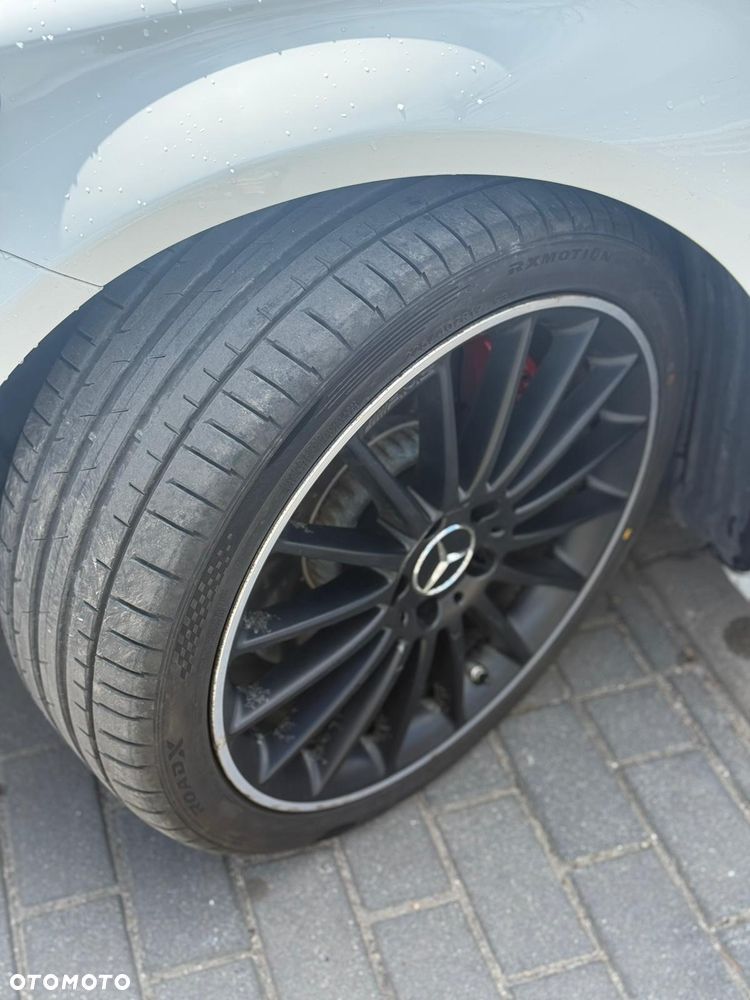 Mercedes-Benz Klasa C 300 9G-TRONIC AMG Line - 16