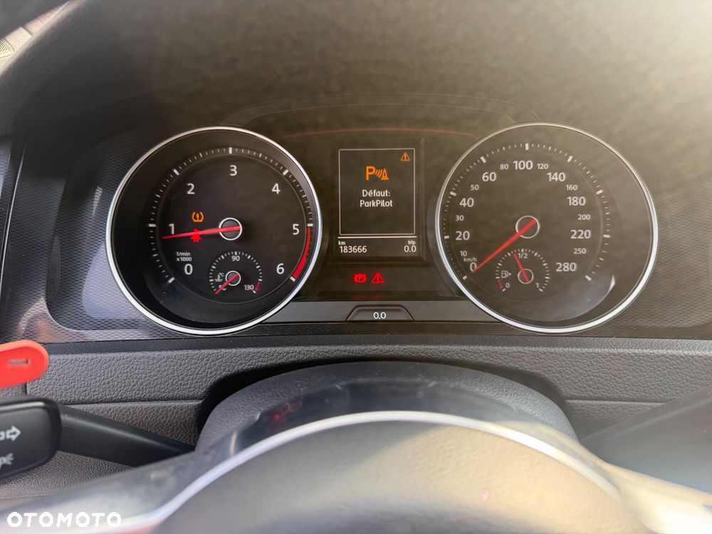 Volkswagen Golf - 12