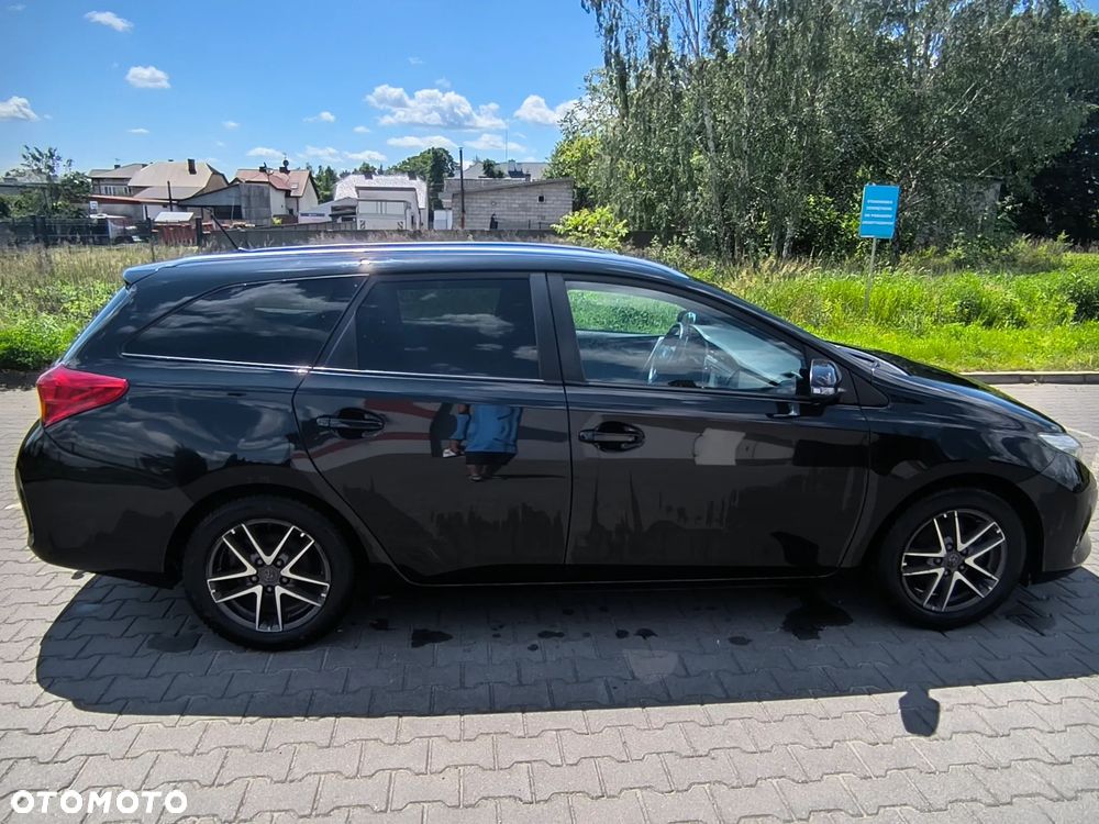 Toyota Auris 1.6 Edition - 6