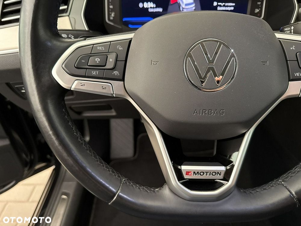 Volkswagen Passat - 27