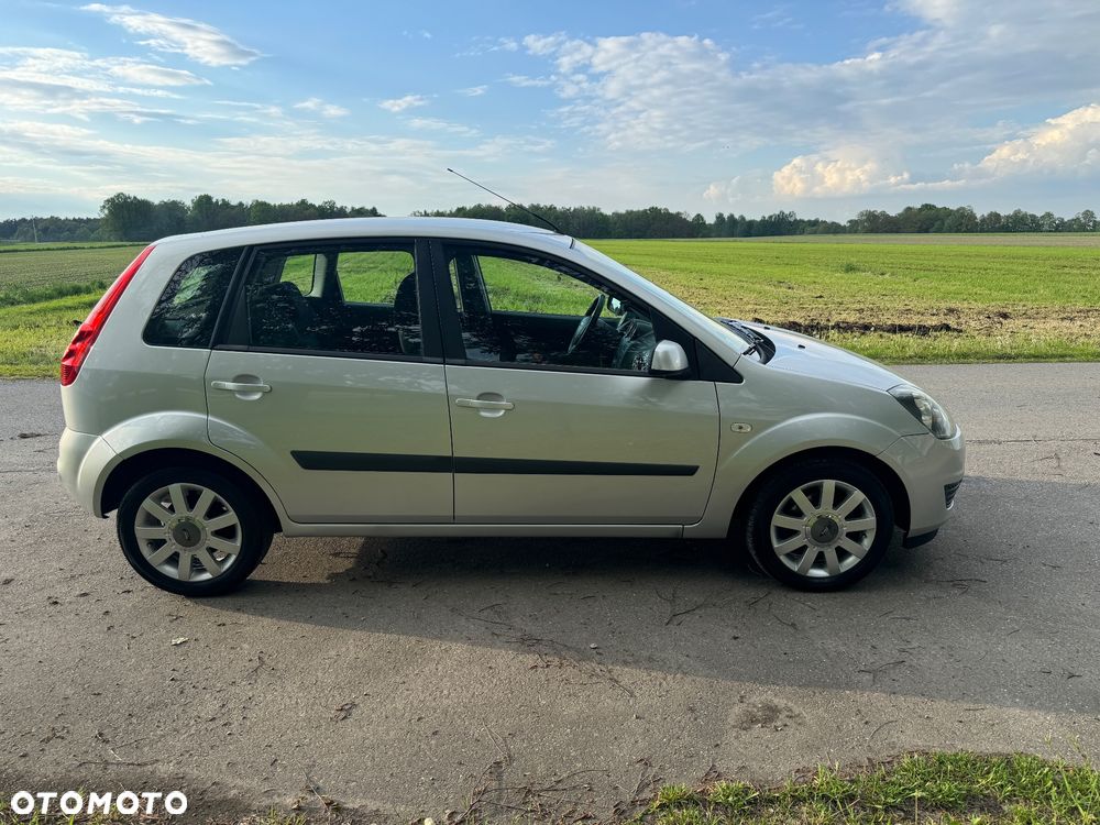 Ford Fiesta 1.4 Trend - 4
