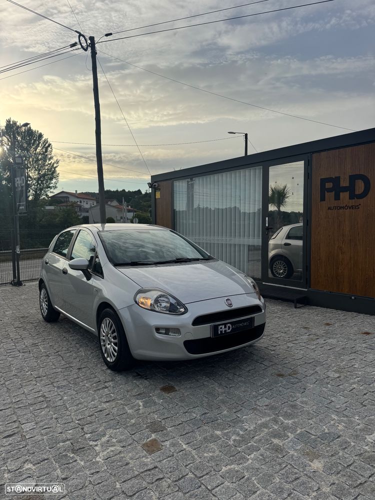 Fiat Punto 1.3 M-Jet Lounge S&S - 10