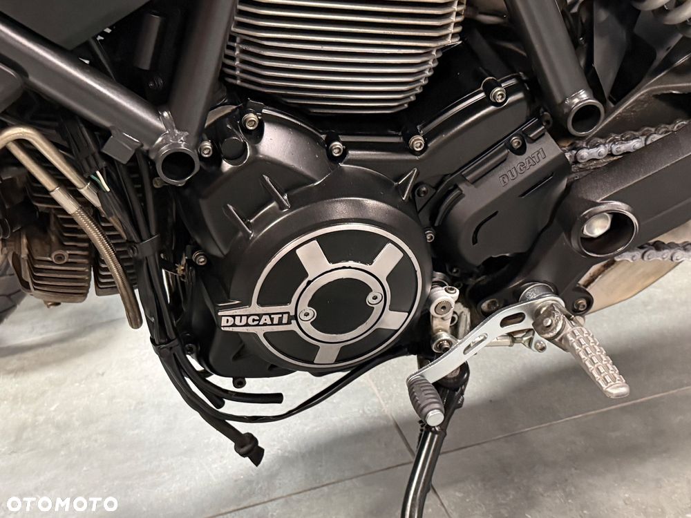 Ducati Scrambler - 36
