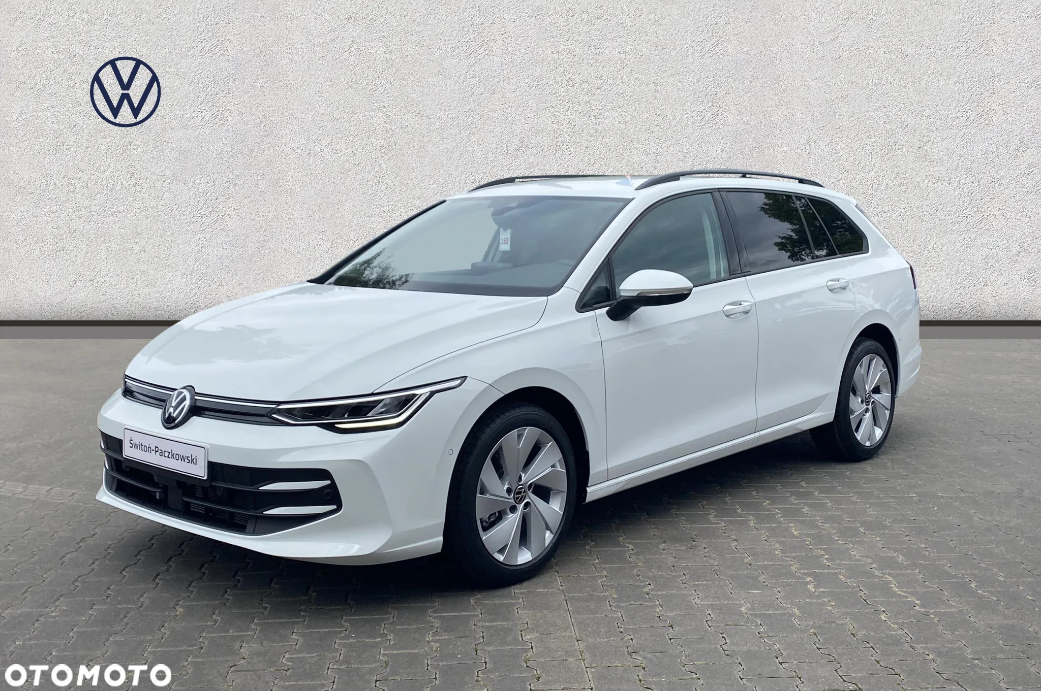 Volkswagen Golf - 2