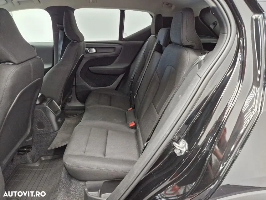 Volvo XC 40 - 6
