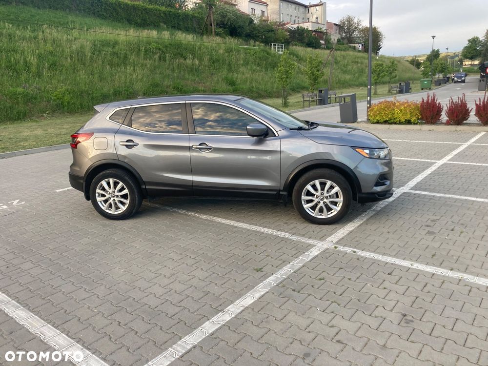 Nissan Rogue - 12