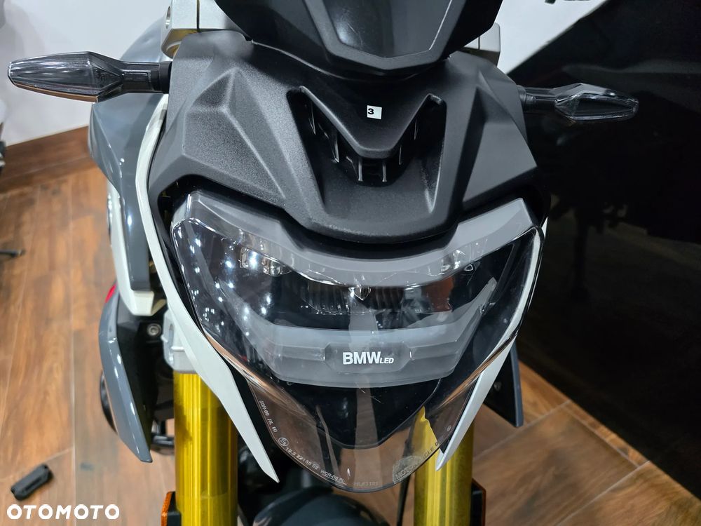 BMW G - 6