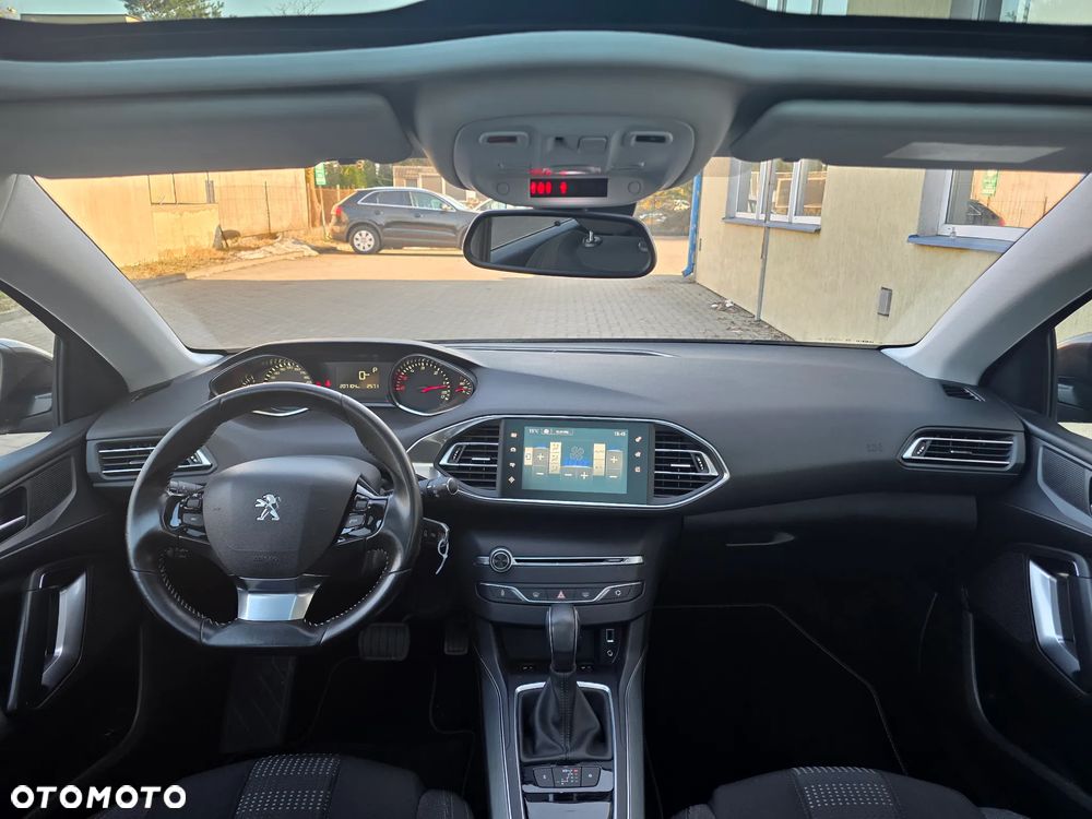 Peugeot 308 BlueHDi 150 EAT6 Stop & Start Niveau 2 Business-Line - 19